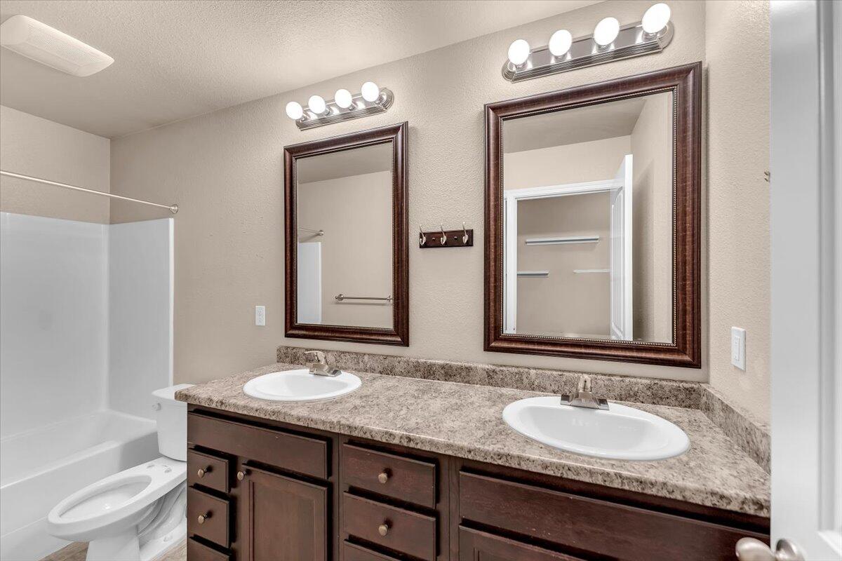 7253 Legacy Court Redding, CA 96001 - Photo 15 of 49 15