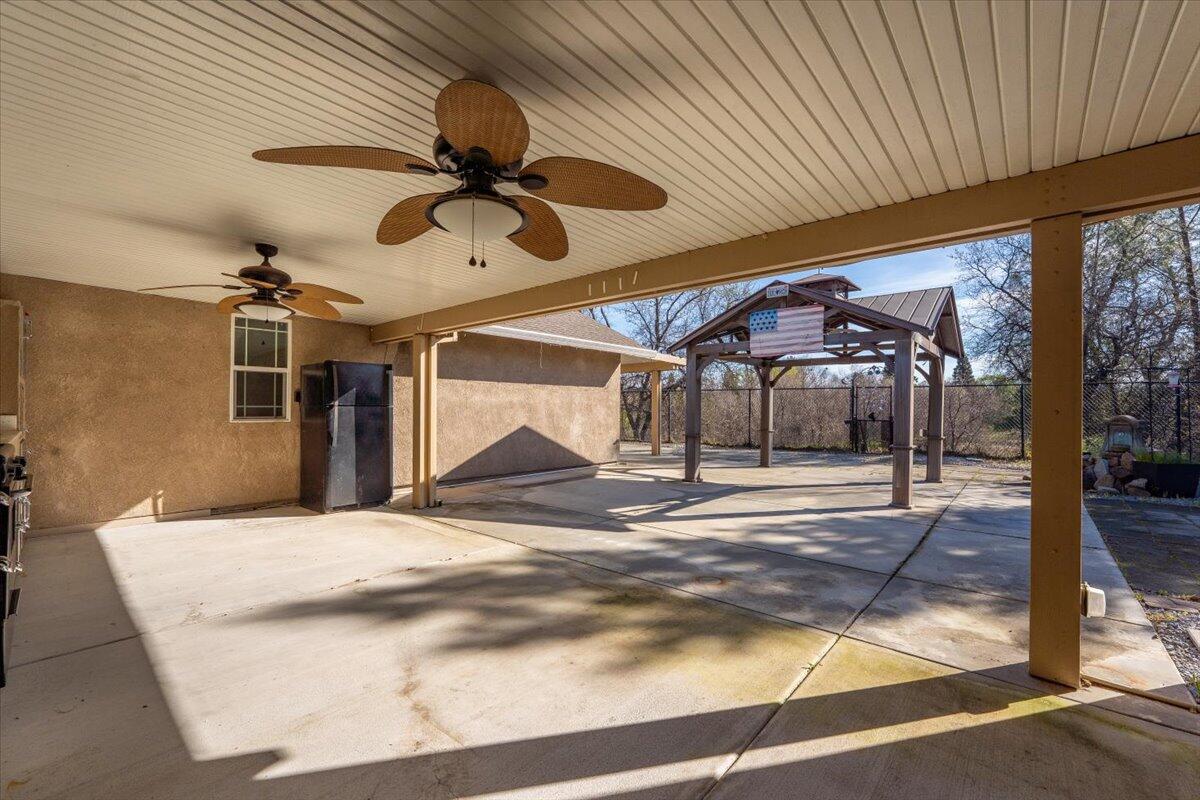 7253 Legacy Court Redding, CA 96001 - Photo 26 of 47 26