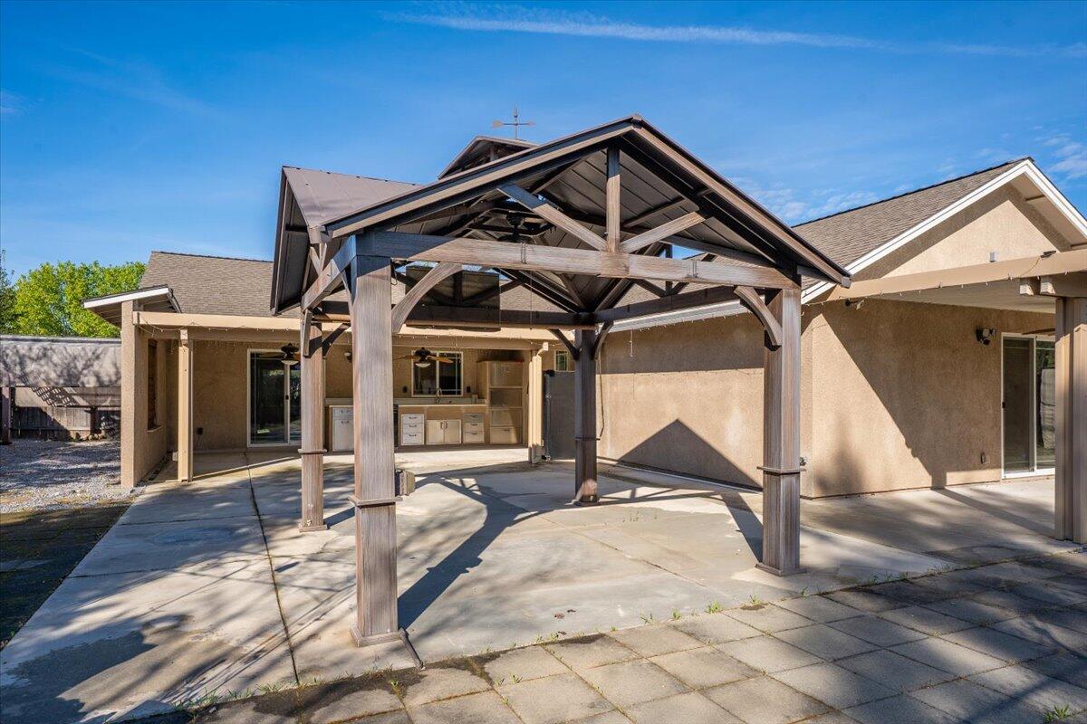 7253 Legacy Court Redding, CA 96001 - Photo 32 of 49 32
