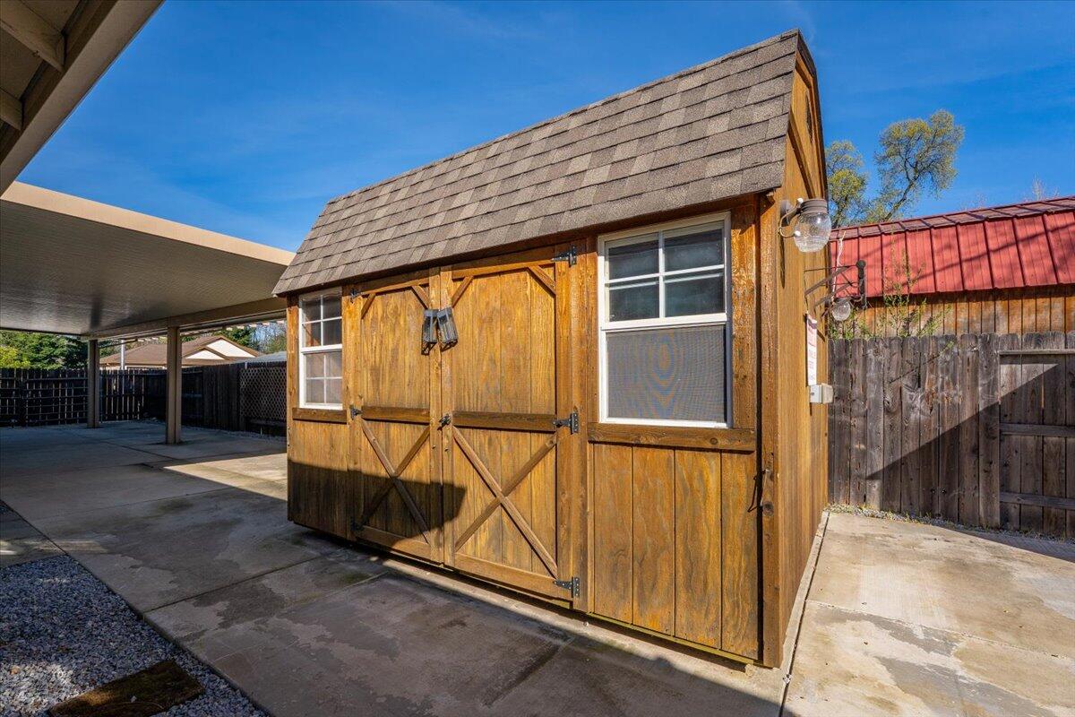 7253 Legacy Court Redding, CA 96001 - Photo 33 of 47 33
