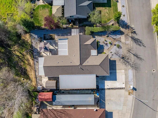 $479,900 | 7253 Legacy Court, Redding, CA 96001