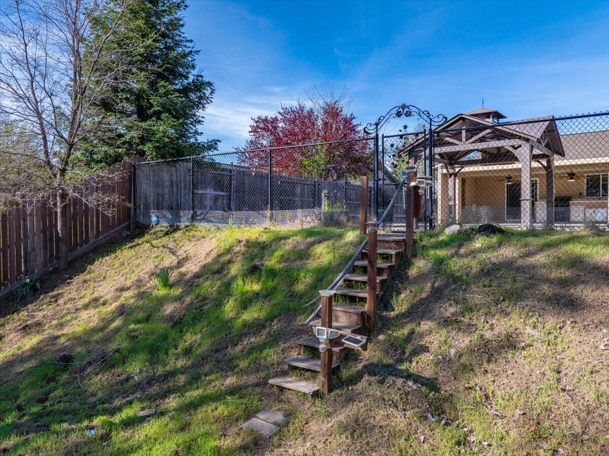 7253 Legacy Court Redding, CA 96001 - Photo 44 of 49 44