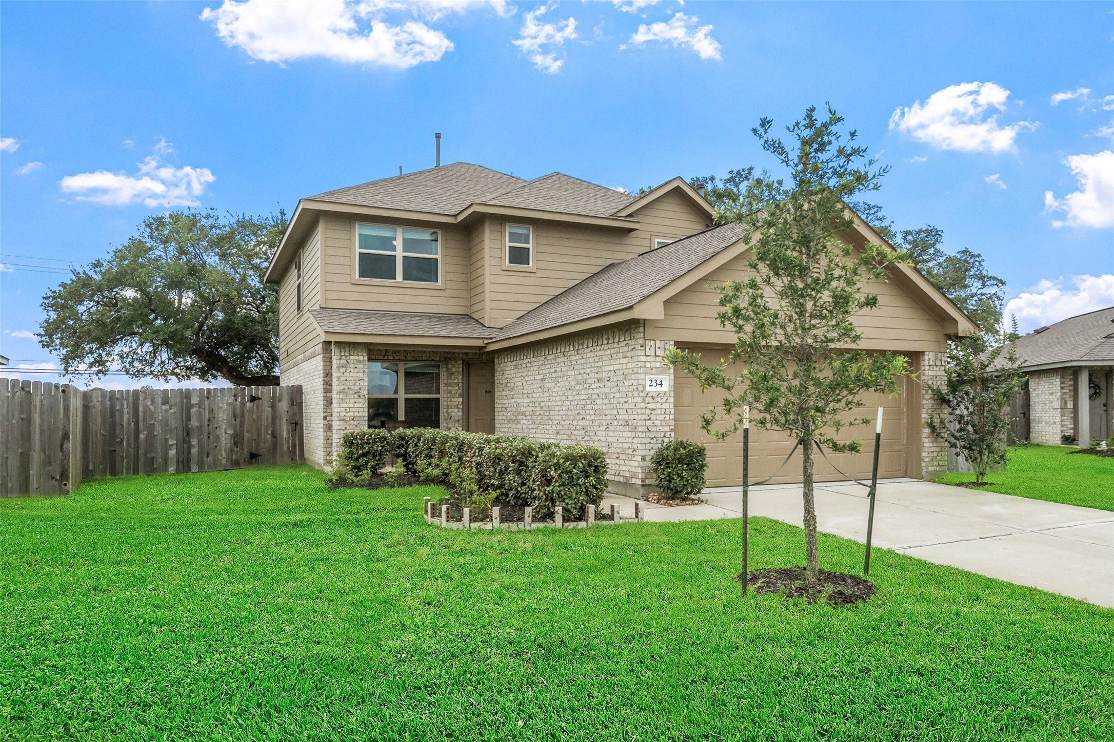 234 Bennett Street Angleton, TX 77515 - Photo 3 of 33 Two car garage and spacious driveway