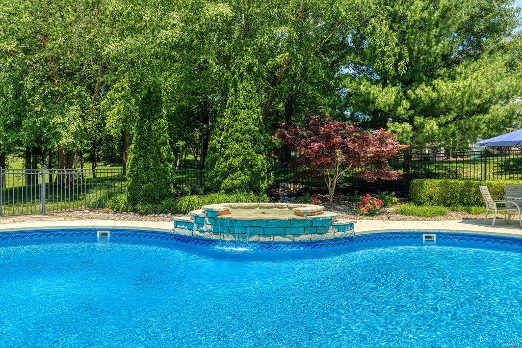 5408 Gareth Weldon Spring, MO 63304 - Photo 9 of 70 Gallery Image 9