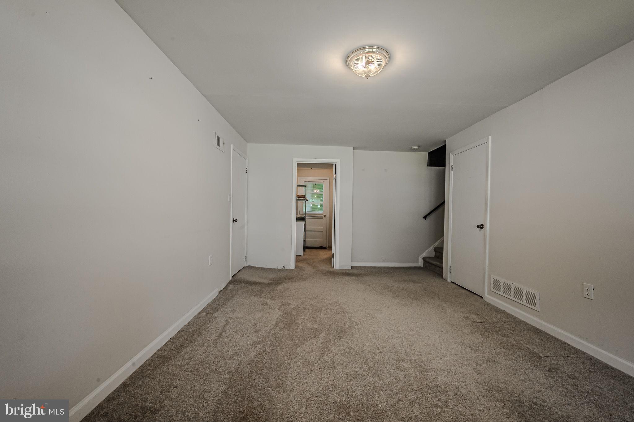 44 Cornwall Drive Newark, DE 19711 - Photo 4 of 37