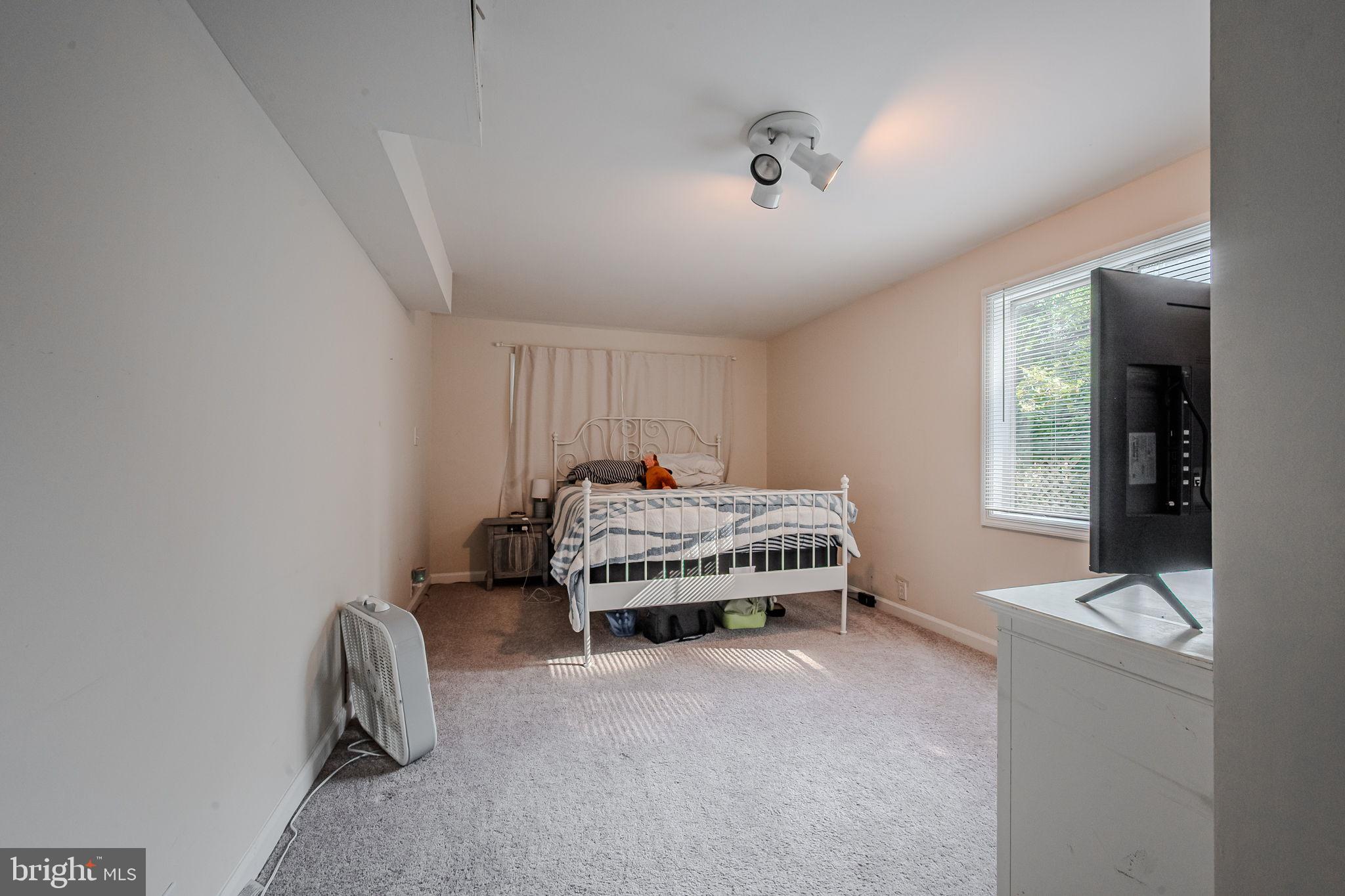 44 Cornwall Drive Newark, DE 19711 - Photo 10 of 37