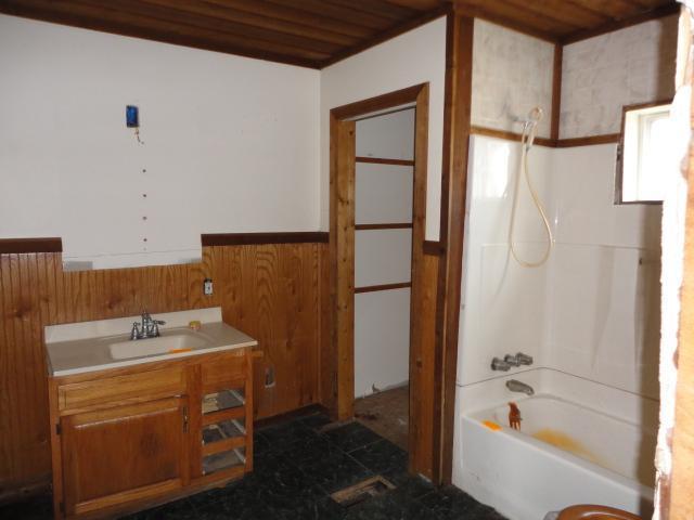 9150 Hogan Road Muir, MI 48860 - Photo 7 of 20 Additional Photo