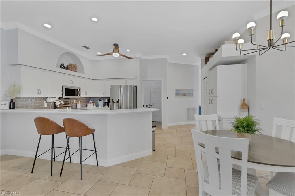 5121 Coldstream Lane Naples, FL 34104 - Photo 11 of 50 Gallery Image 11