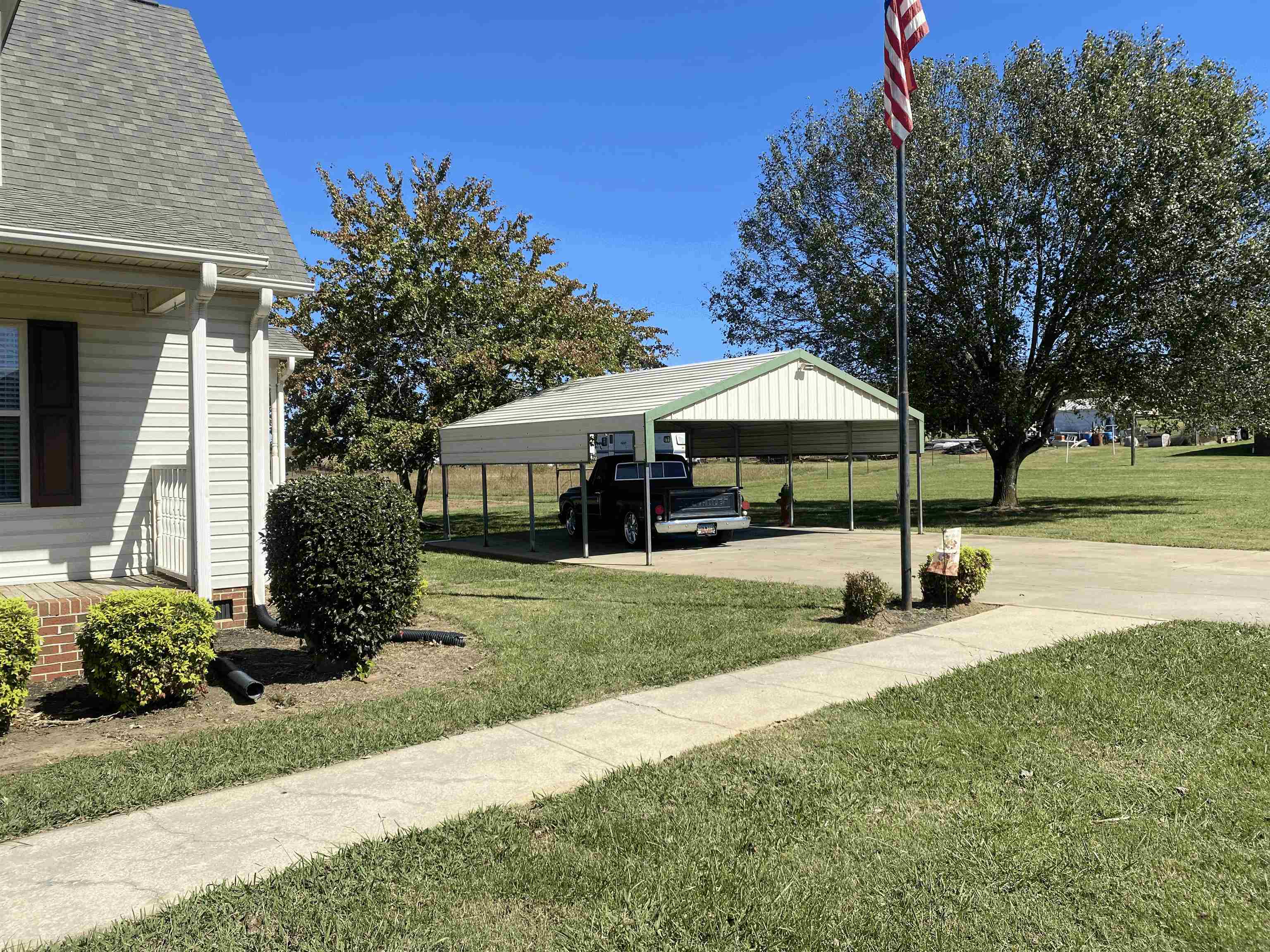 1420 Macedonia Road Gaffney, SC 29341 - Photo 8 of 14