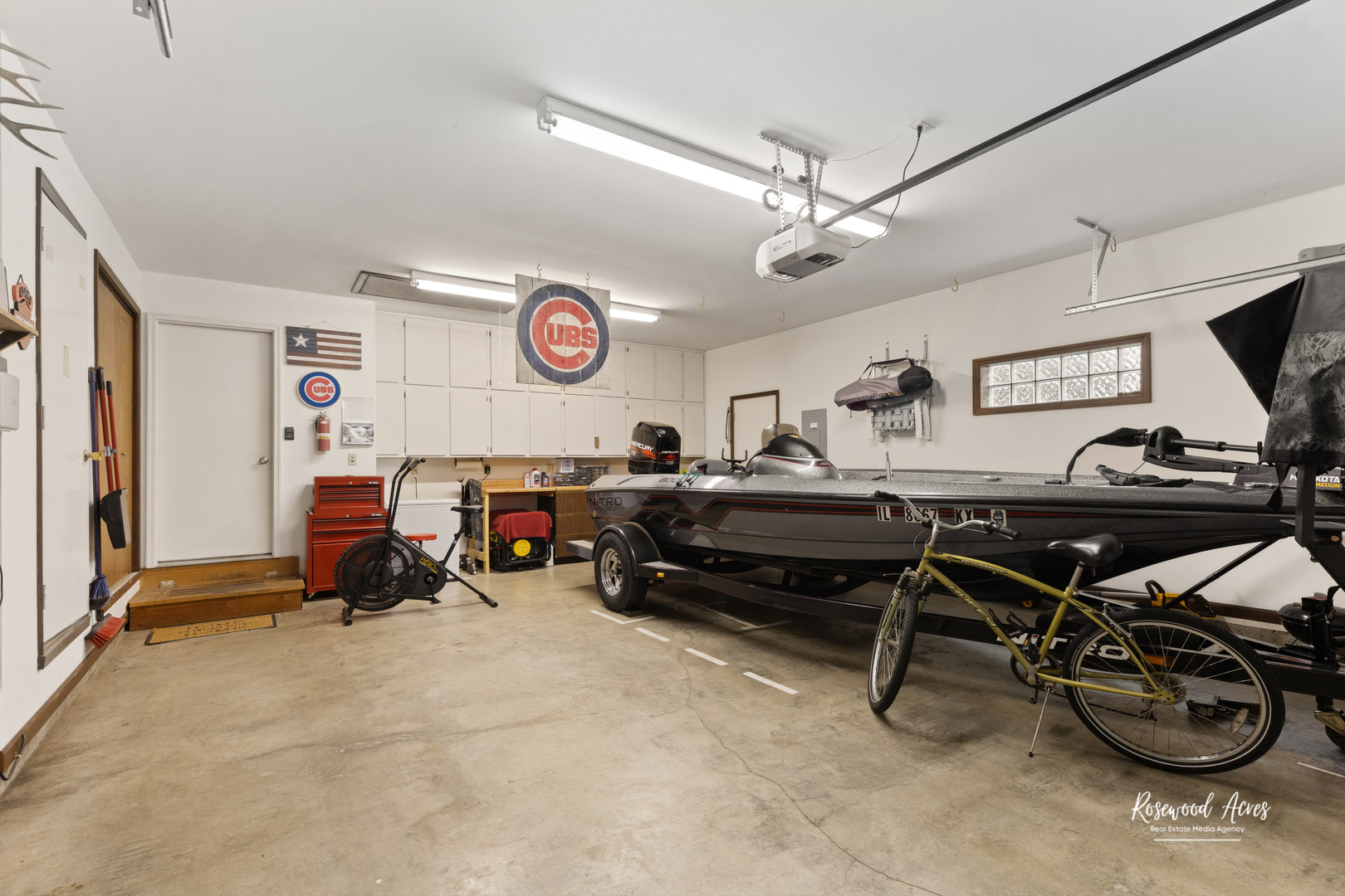 1900 Bittersweet Drive St. Anne, IL 60964 - Photo 17 of 23 a living room with furniture a air conditioner and a window