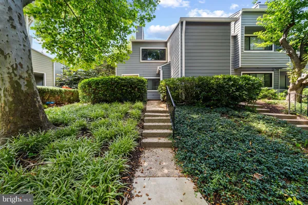 $299,999 | 1904 Villaridge Drive, Reston, VA 20191
