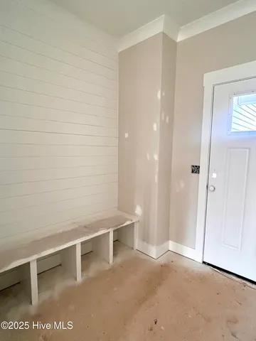 $499,900 | 504 Pointe Drive, La Grange, NC 28551