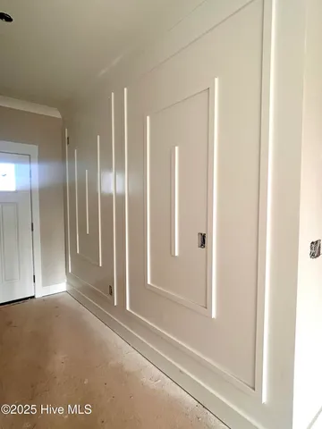 $499,900 | 504 Pointe Drive, La Grange, NC 28551