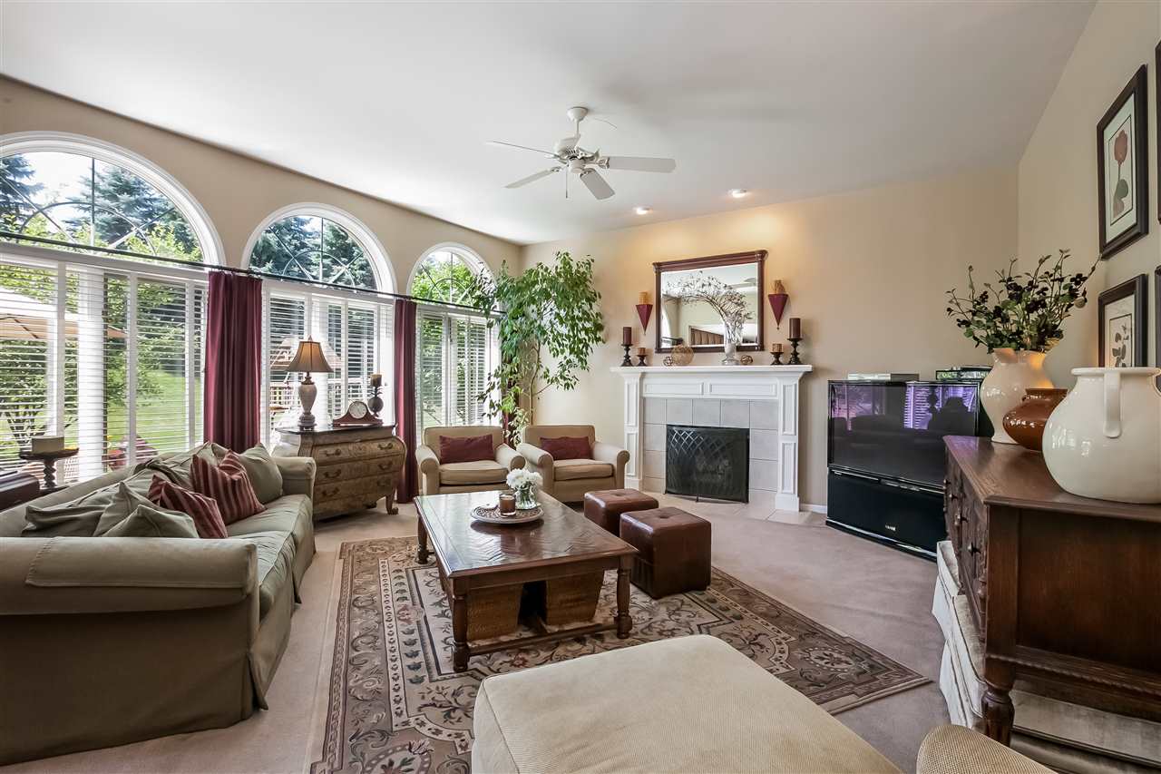 1182 Terra Lane Rochester, MI 48306 - Photo 4 of 63 31298692-3.JPG