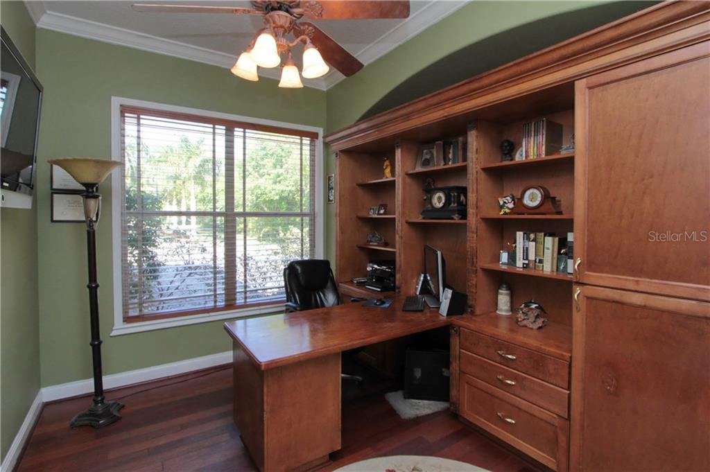 17905 Crawley Road Odessa, FL 33556 - Photo 15 of 25 Gallery Image 15