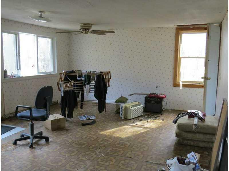 1232 Bayside Road Trenton, ME 04605 - Photo 35 of 35 Living Room. Unit #3