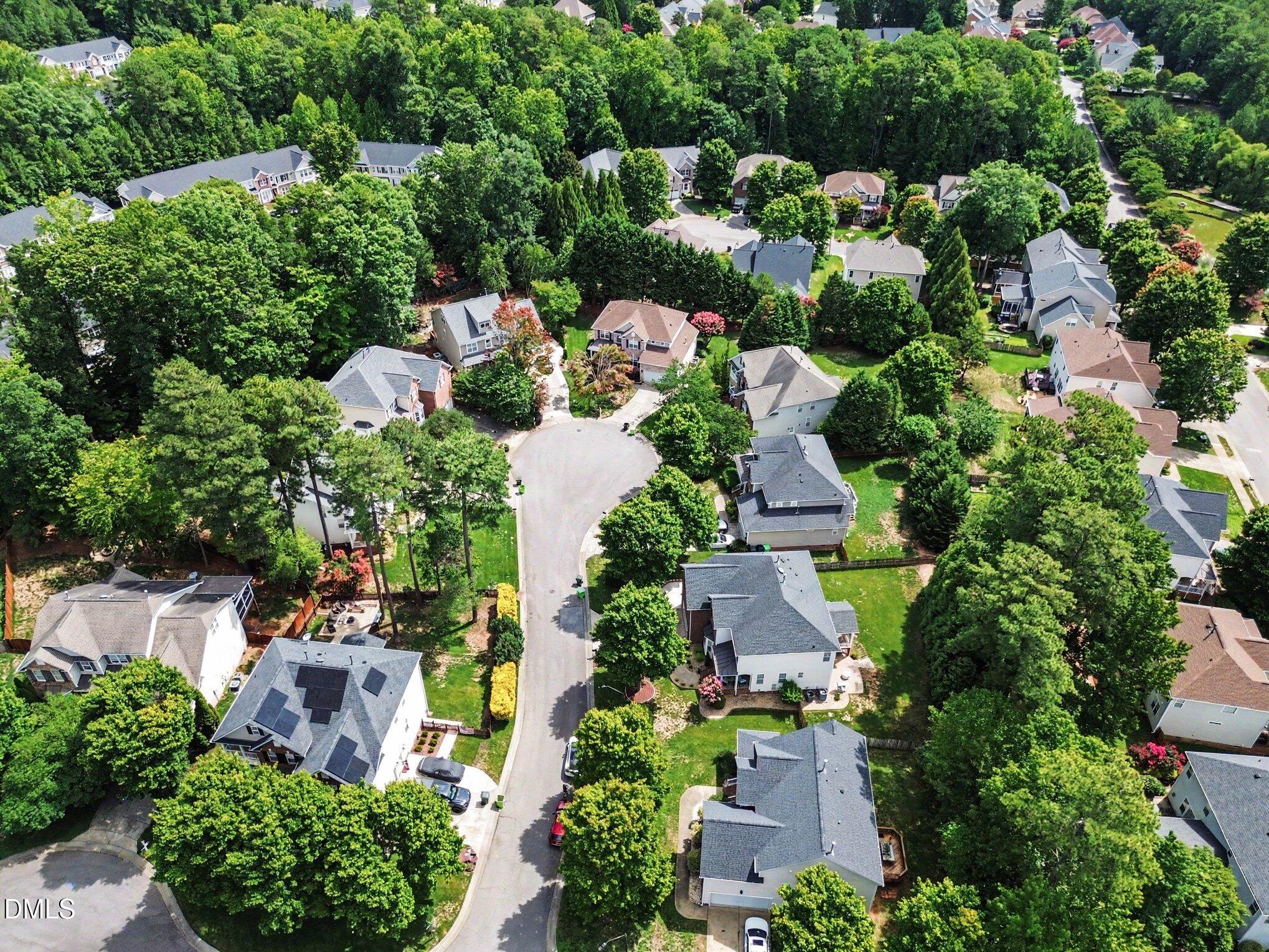 8417 Dunnington Circle Raleigh, NC 27613 - Photo 39 of 40 034_file_3108