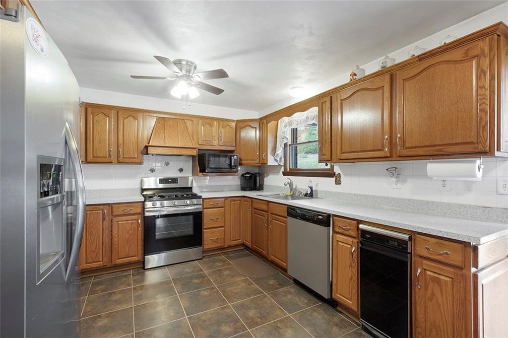 686 Marco Road Apollo, PA 15613 - Photo 5 of 17 Gallery Image 5