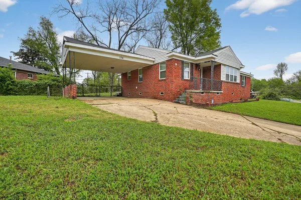 $109,900 | 134 West Holmes Road, Memphis, TN 38109