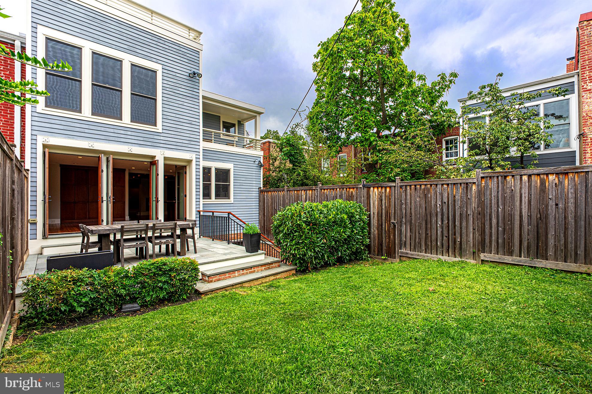 325 D Street Southeast Washington, DC 20003 - Photo 30 of 59