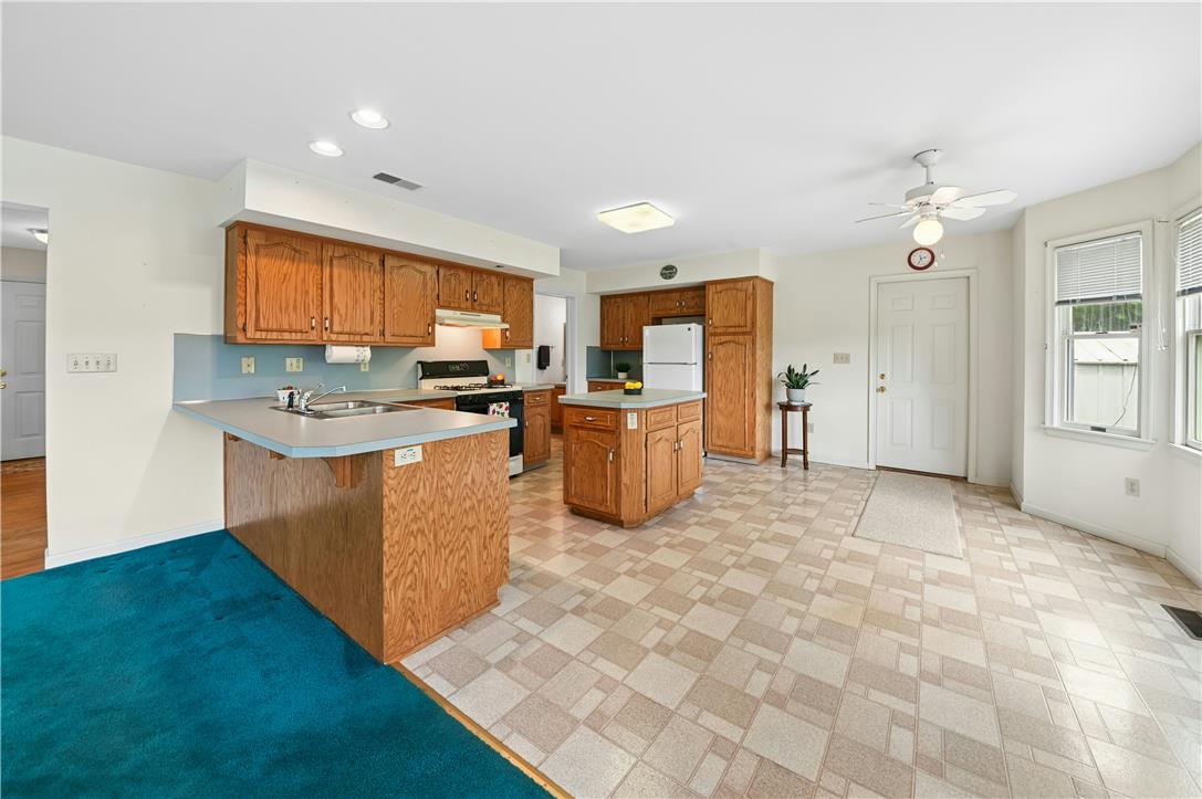 4245 Alder Road Bethlehem, PA 18020 - Photo 9 of 20