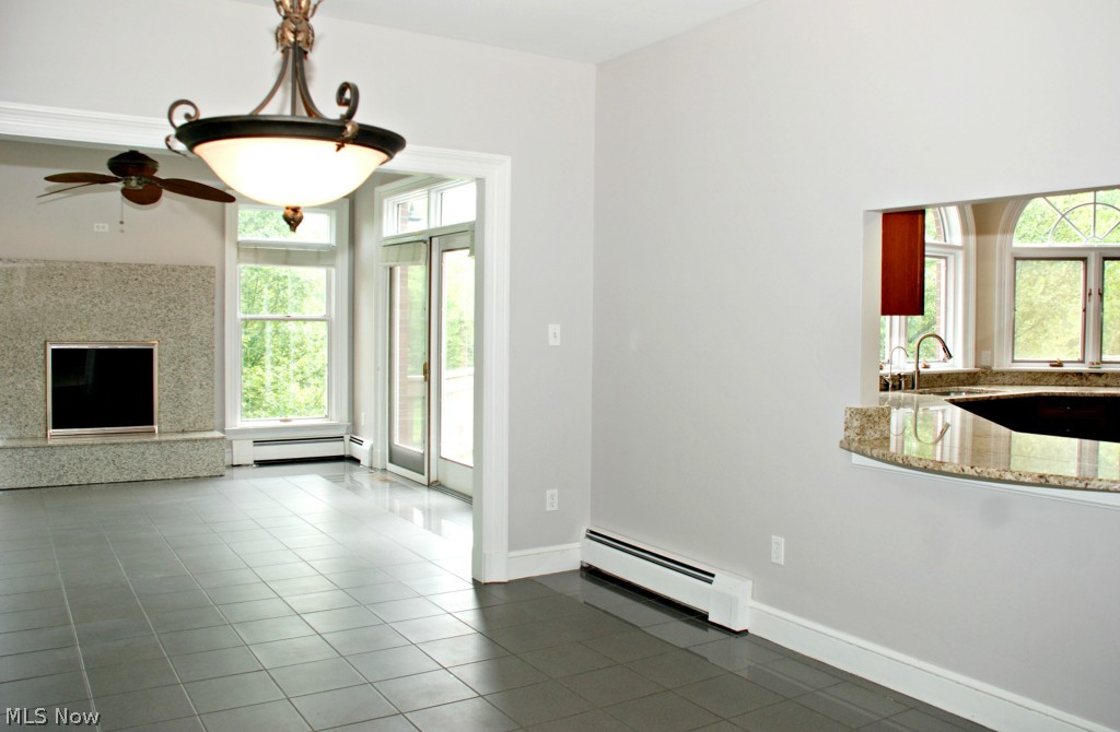 2890 Roundhill Road Akron, OH 44333 - Photo 9 of 25 BREAKFAST ROOM