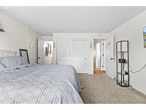 $374,000 | 317 Highland Drive, Medford, OR 97504