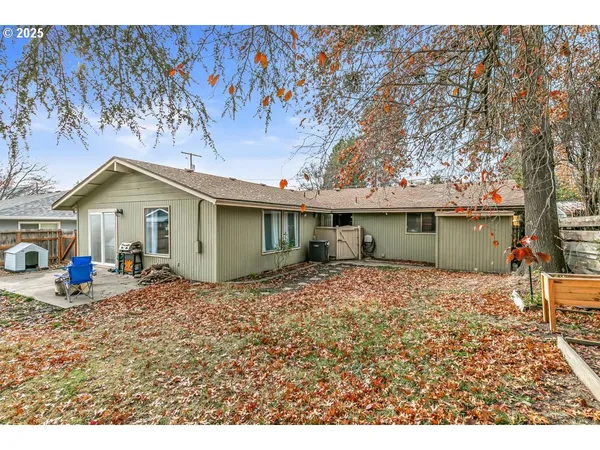 $374,000 | 317 Highland Drive, Medford, OR 97504
