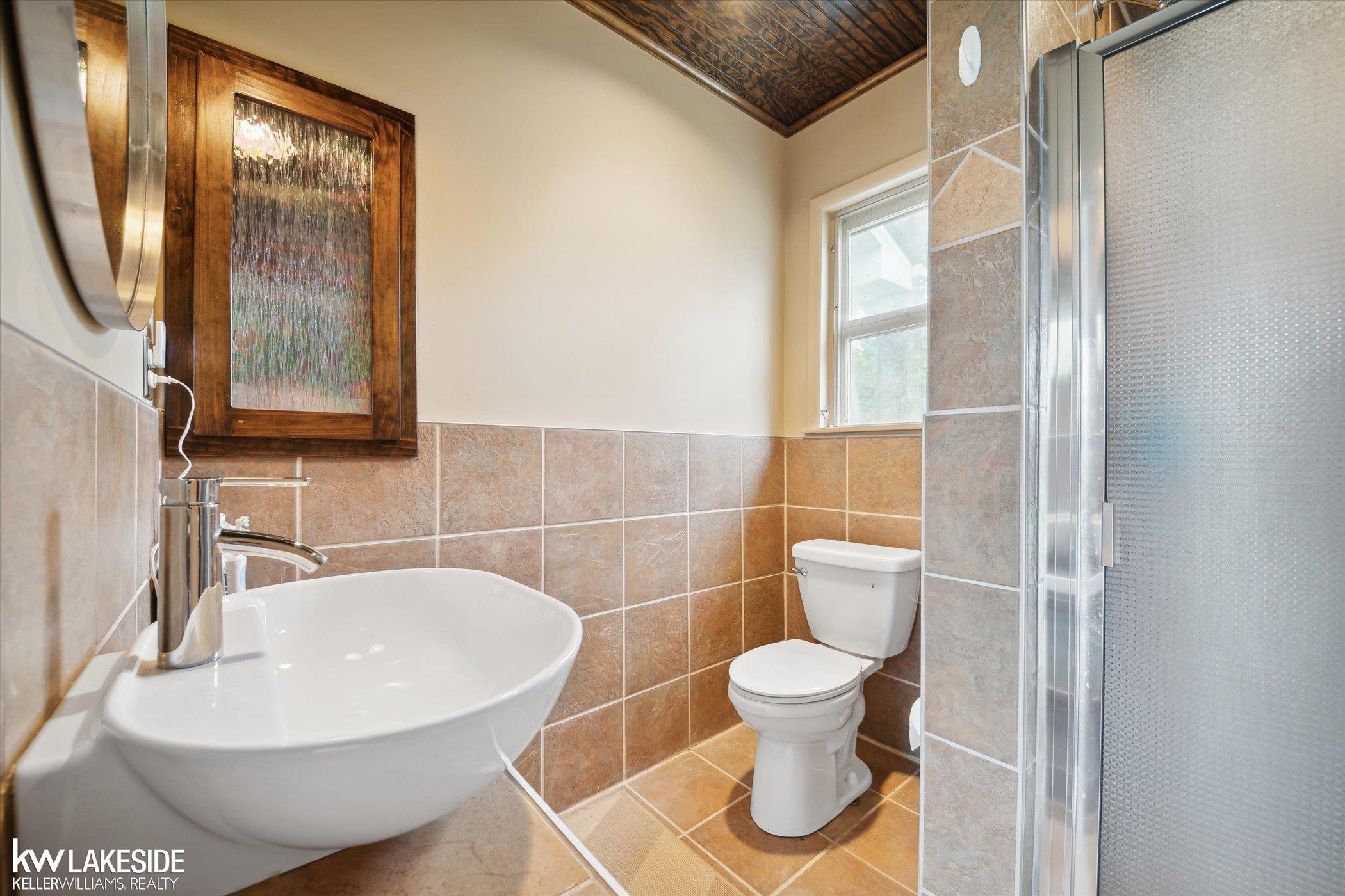 450 North Baldwin Road Oxford, MI 48371 - Photo 8 of 9 50109667-7.JPG