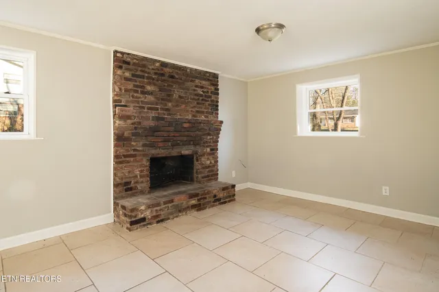 $399,900 | 107 Nebraska Avenue, Oak Ridge, TN 37830