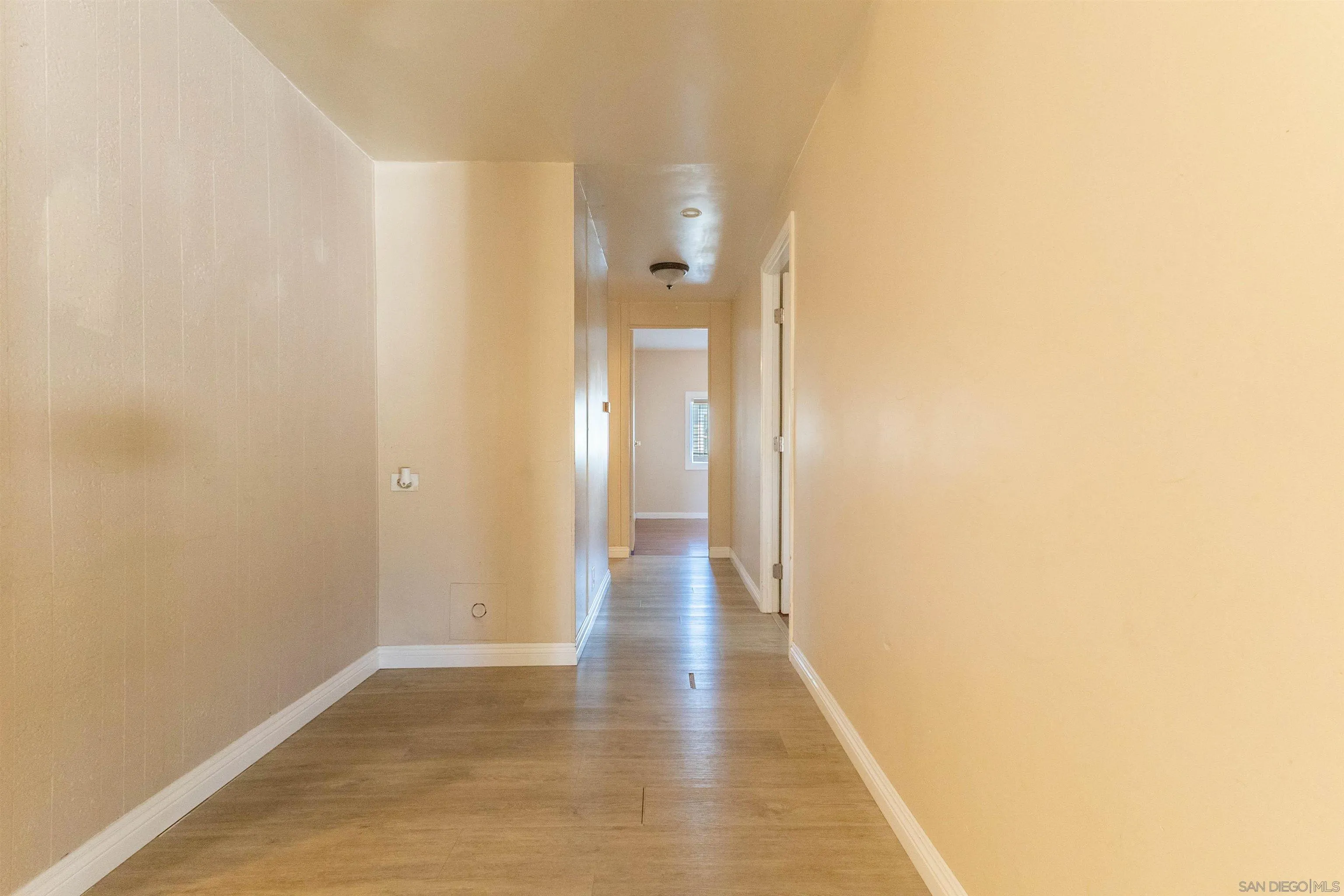 4660 North River Road, Unit 80 Oceanside, CA 92057 - Photo 9 of 17 Gallery Image 9