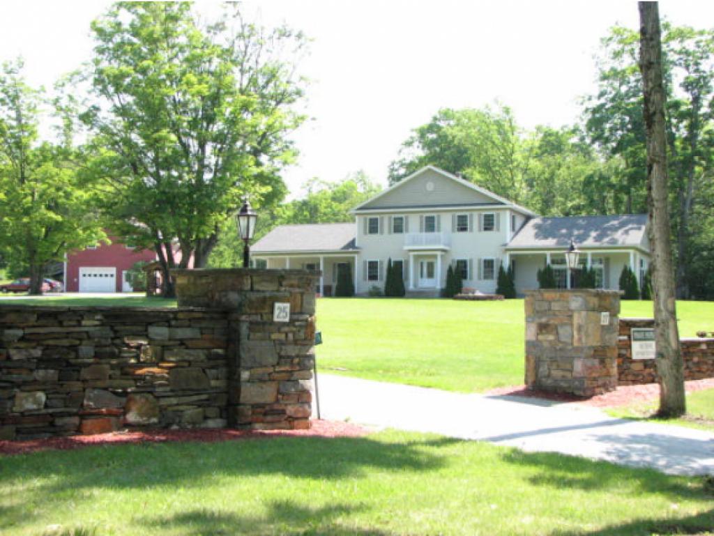 17-19 Maple Grove Estates Swanton, VT 05488 - Photo 4 of 34