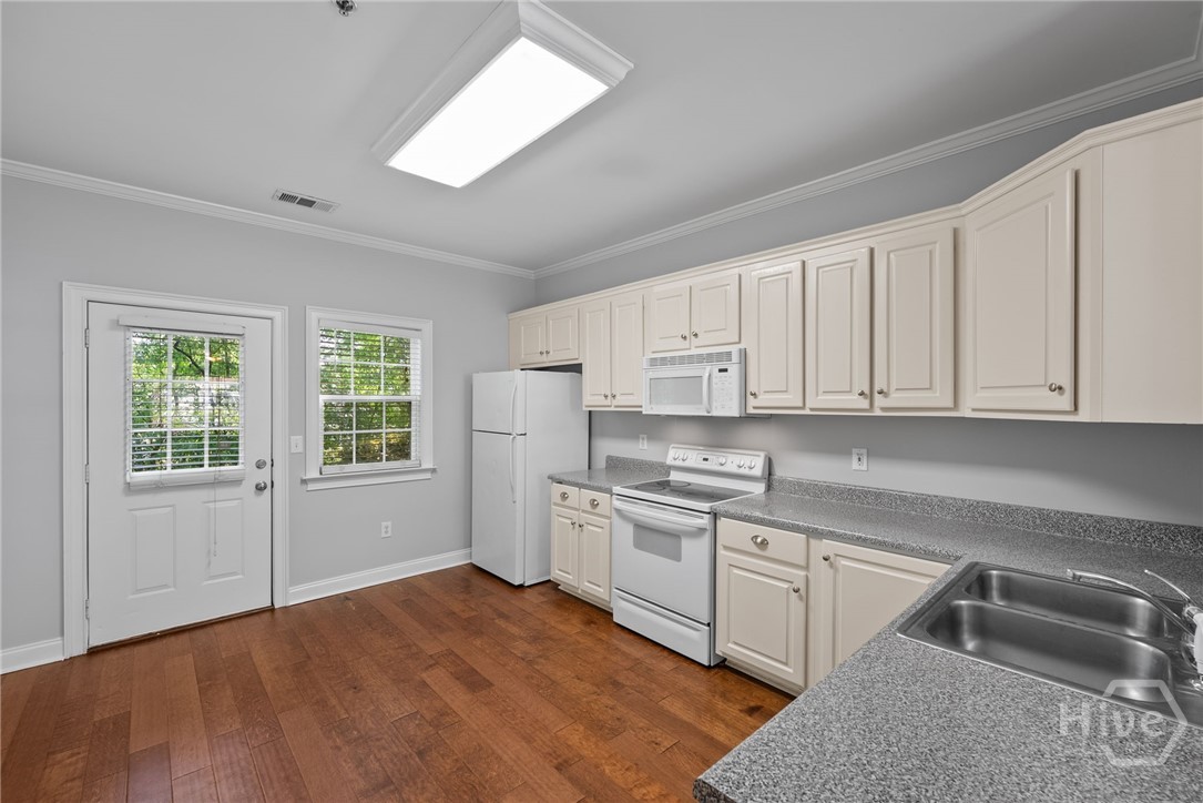 460 South Barnett Shoals Road, Unit E3 Athens, GA 30605 - Photo 8 of 24 Gallery Image 8