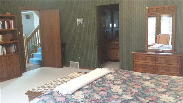 4133 Clegg Road Lambertville, MI 48144 - Photo 10 of 20 20413515-9.JPG