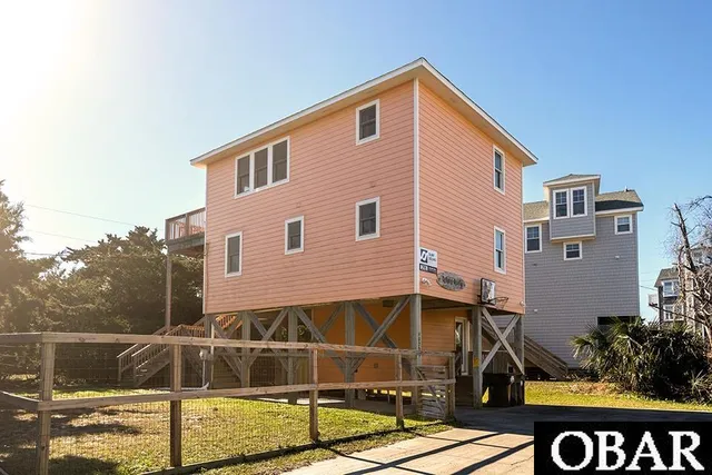 $525,000 | 40250 Dolphin Lane, Avon, NC 27915