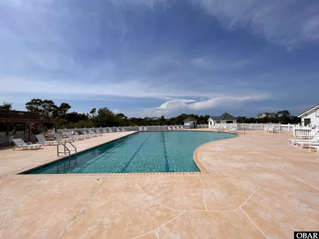 $525,000 | 40250 Dolphin Lane, Avon, NC 27915