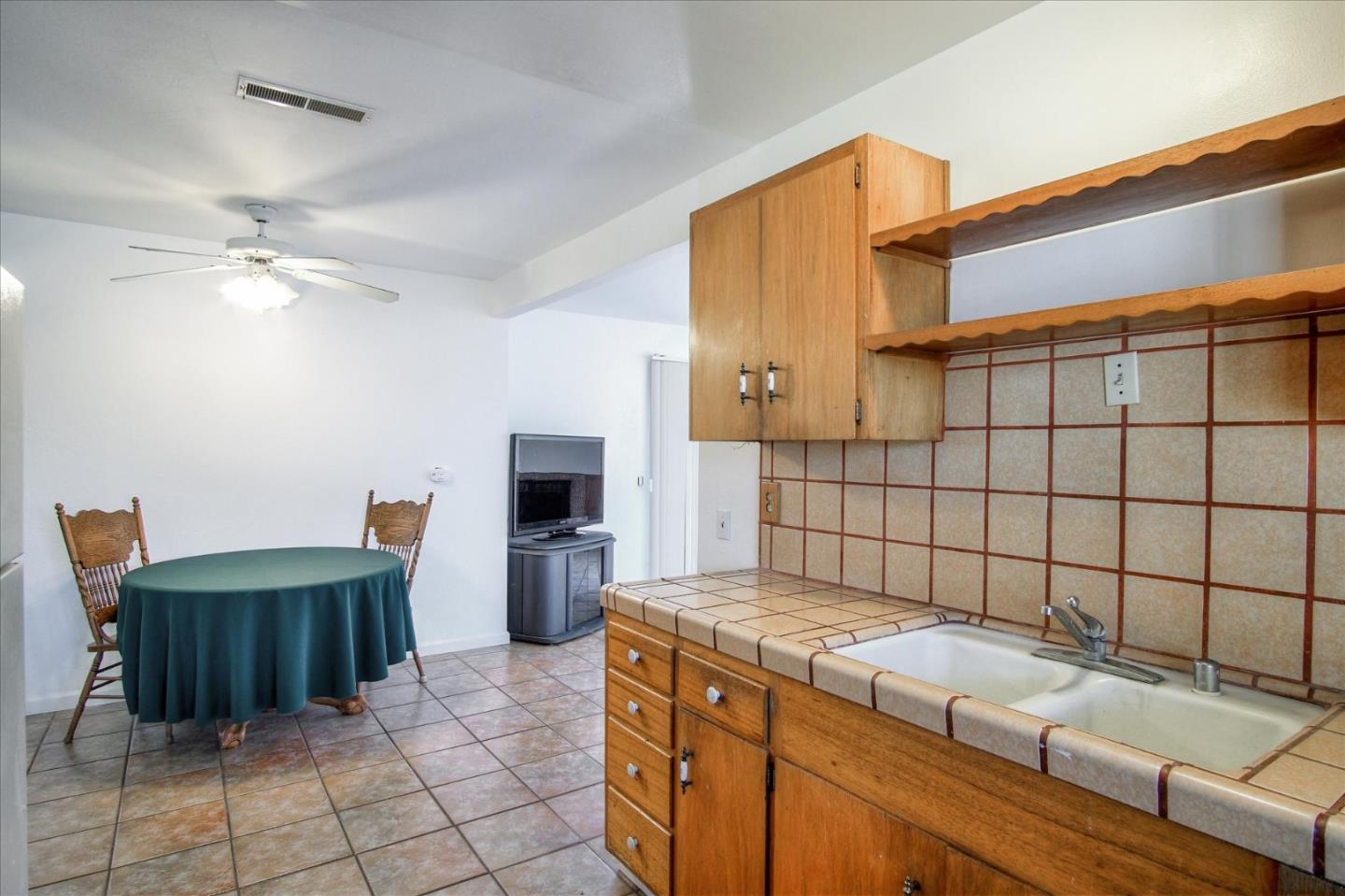 343 Arthur Road Watsonville, CA 95076 - Photo 13 of 36 Gallery Image 13