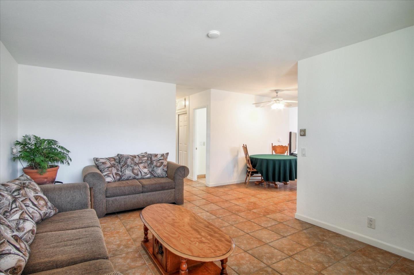 343 Arthur Road Watsonville, CA 95076 - Photo 8 of 36 Gallery Image 8