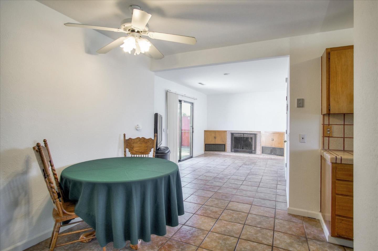 343 Arthur Road Watsonville, CA 95076 - Photo 9 of 36 Gallery Image 9