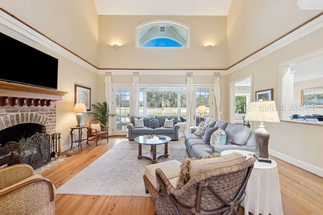 $1,385,000 | 55 Colleton River Drive, Bluffton, SC 29910