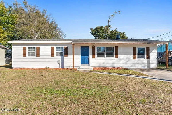 $1,800 | 808 Forestdale Avenue, Panama City, FL 32401