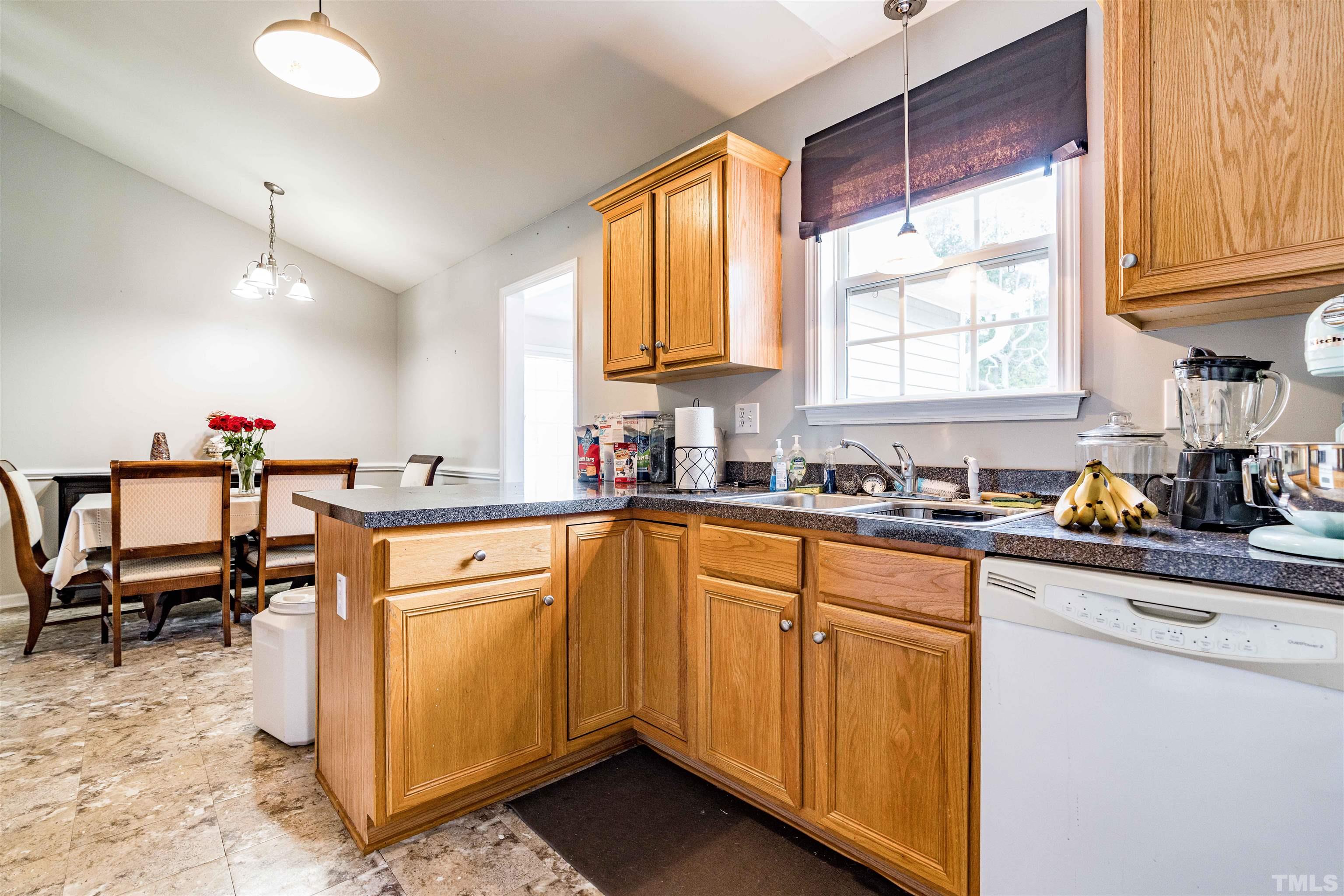 7200 Sunset View Court Willow Spring, NC 27592 - Photo 9 of 25 Gallery Image 9