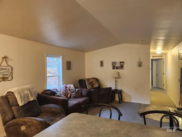 $294,000 | 135 Marion Street, Peck, ID 83545