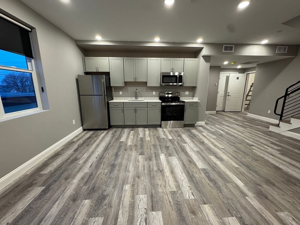 8 Avon Street, Unit 402 Revere, MA 02151 - Photo 8 of 15