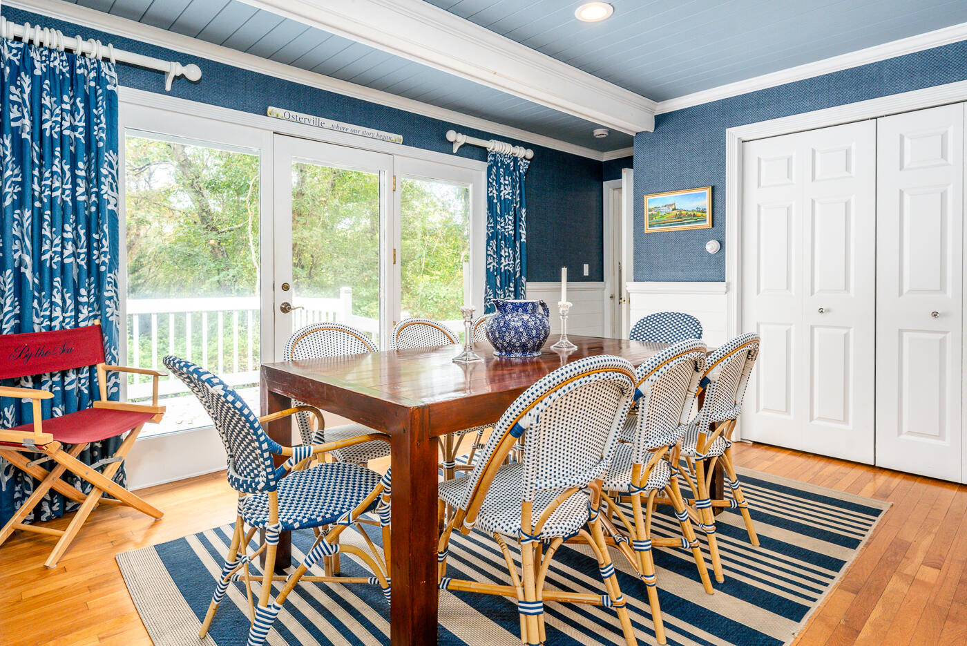 46 Sea Marsh Road Centerville, MA 02632 - Photo 19 of 69 a dining room with furniture and wooden floor