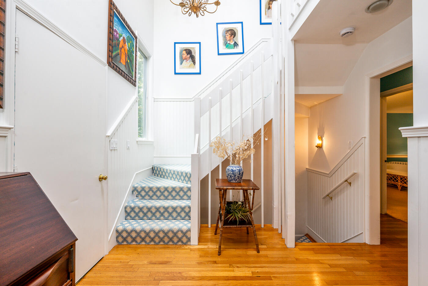 46 Sea Marsh Road Centerville, MA 02632 - Photo 8 of 69 a view of entryway with furniture and wooden floor