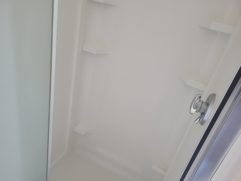 528 Lawton Street Fall River, MA 02721 - Photo 11 of 22