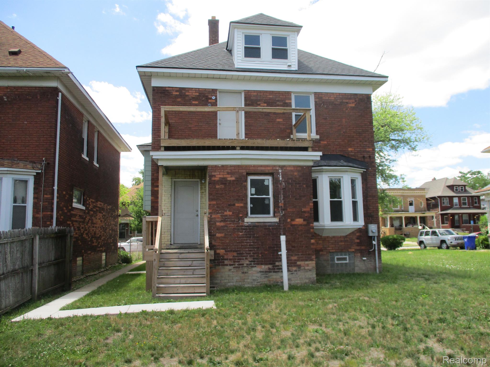 2116 Harding Street Detroit, MI 48214 - Photo 2 of 13