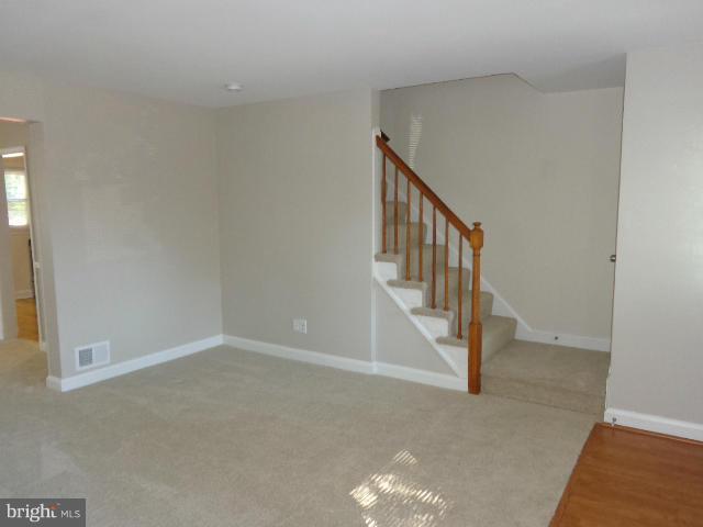1826 Trenleigh Road Baltimore, MD 21234 - Photo 6 of 29 Living Room