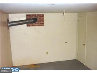 409 Warren Road West Chester, PA 19382 - Photo 8 of 10 Gallery Image 8
